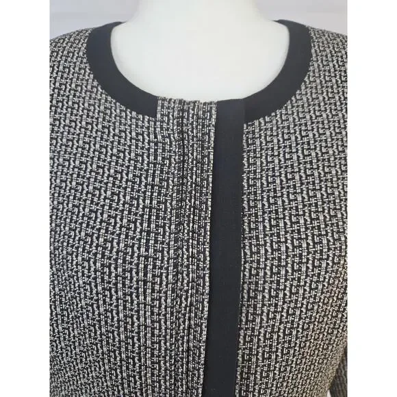 Womens blazer size 10 misses M medium gray suit coat lined Kasper black trim - Picture 4 of 10